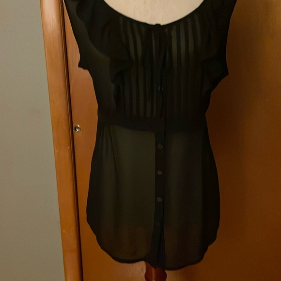 Apostrophe sleeveless, round neckline black chiffon top. Size L. Front buttons . - Picture 8 of 17